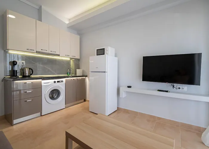 Apartament Happy Ellen Seafront By Travel Pro Services - Nea Plagia Halkidiki Flogita