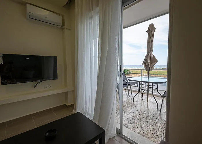 Apartament Happy Ellen Seafront By Travel Pro Services - Nea Plagia Halkidiki Flogita