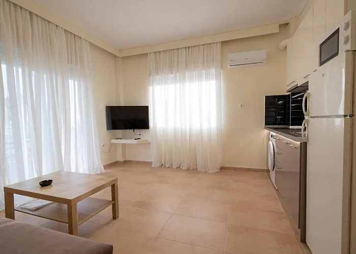 Happy Ellen Seafront By Travel Pro Services - Nea Plagia Halkidiki Flogita