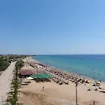 Apartmán Happy Ellen Seafront By Travel Pro Services - Nea Plagia Halkidiki