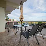 Apartmán Happy Ellen Seafront By Travel Pro Services - Nea Plagia Halkidiki Flogita