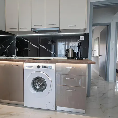 Apartman Happy Ellen Seafront By Travel Pro Services - Nea Plagia Halkidiki