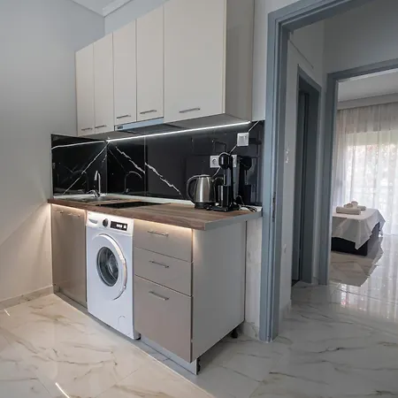 Happy Ellen Seafront By Travel Pro Services - Nea Plagia Halkidiki Apartamento *