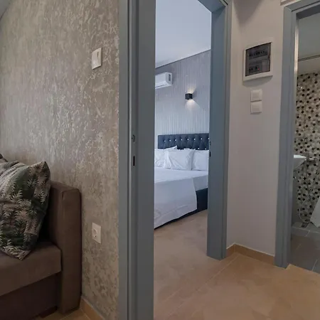 Happy Ellen Seafront By Travel Pro Services - Nea Plagia Halkidiki Apartamento Flogita