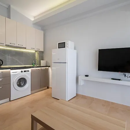 Apartman Happy Ellen Seafront By Travel Pro Services - Nea Plagia Halkidiki Flojitá