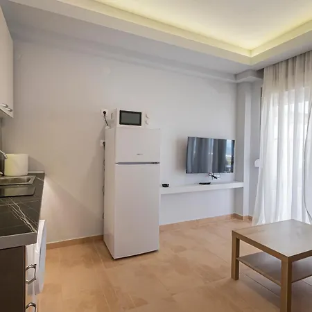 Apartman Happy Ellen Seafront By Travel Pro Services - Nea Plagia Halkidiki Flojitá