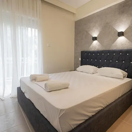 Happy Ellen Seafront By Travel Pro Services - Nea Plagia Halkidiki * Flojitá