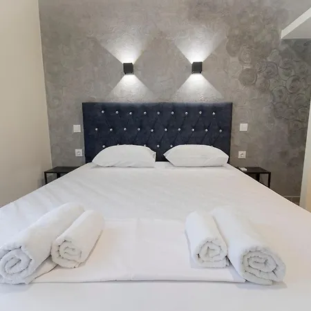 Lejlighed Happy Ellen Seafront By Travel Pro Services - Nea Plagia Halkidiki