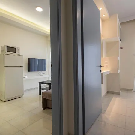 Happy Ellen Seafront By Travel Pro Services - Nea Plagia Halkidiki * Flojitá