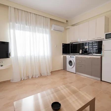 Apartman Happy Ellen Seafront By Travel Pro Services - Nea Plagia Halkidiki Flojitá