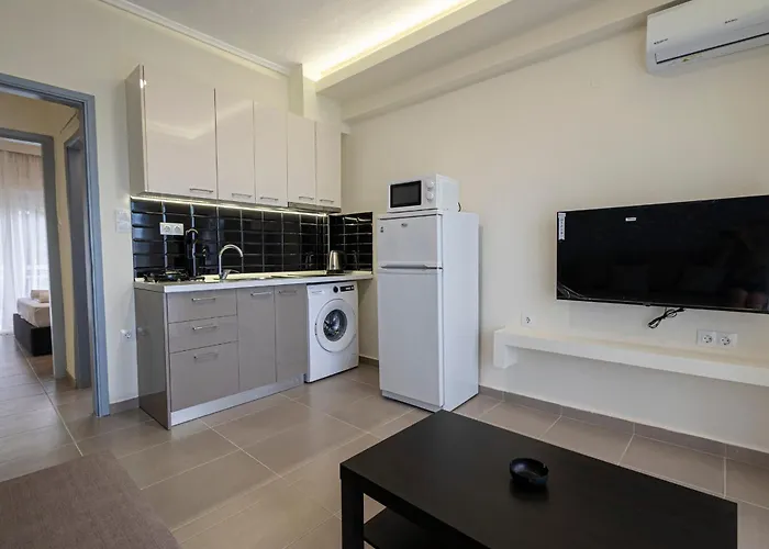 Happy Ellen Seafront By Travel Pro Services - Nea Plagia Halkidiki Appartement Flogita