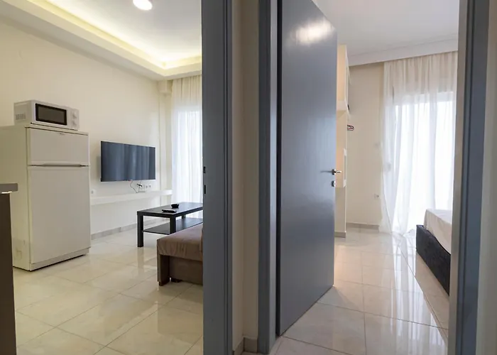 Appartement Happy Ellen Seafront By Travel Pro Services - Nea Plagia Halkidiki