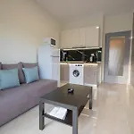 Апартаменты Happy Ellen Seafront By Travel Pro Services - Nea Plagia Halkidiki Флогита