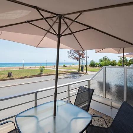 Happy Ellen Seafront By Travel Pro Services - Nea Plagia Halkidiki Apartment