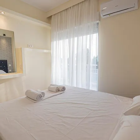 아파트 Happy Ellen Seafront By Travel Pro Services - Nea Plagia Halkidiki 플로지타